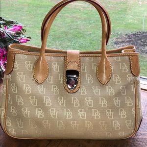 Dooney & Bourke cream and tan handbag